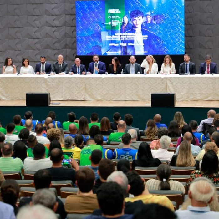 Audiência pública adolescentes e redes sociais