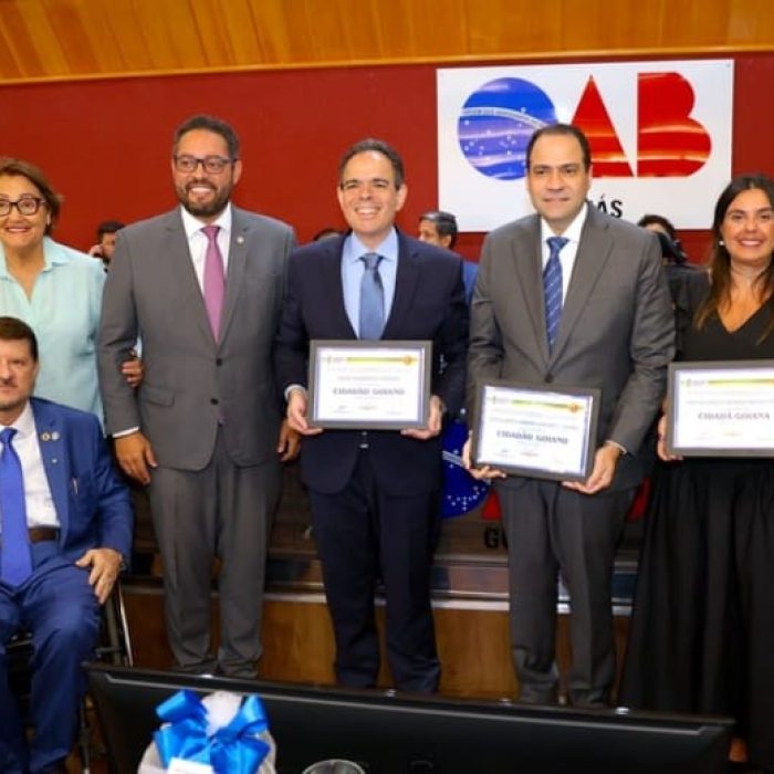 Homenagem OAB - beto-simonetti-vice-e-conselheira-da-oab-recebem-titulo-de-cidadania-goiana