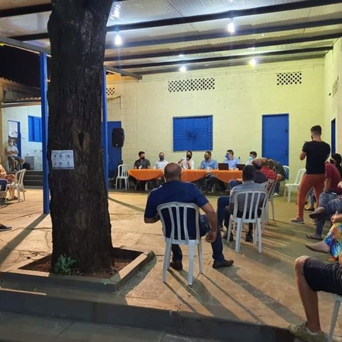 Virmondes leva Enel para discutir problemas com energia em bairro