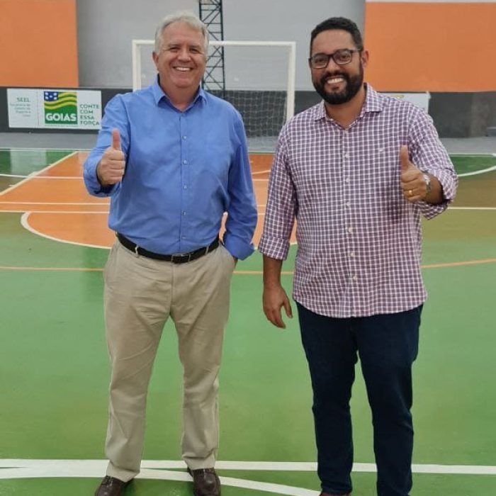 photo_4935980389311294416_y