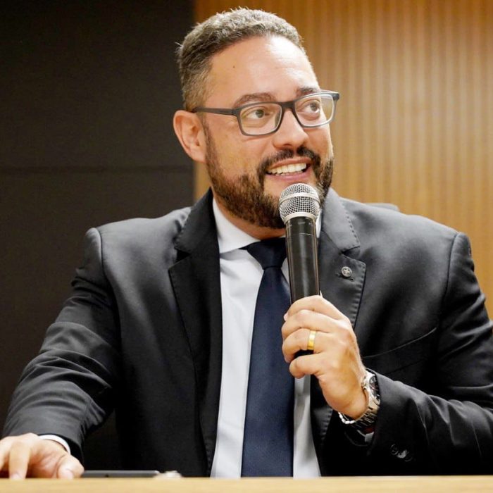 photo_5059909269750655761_y